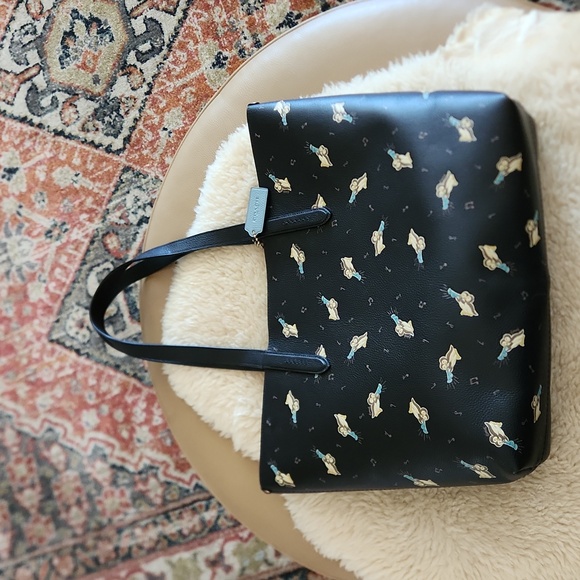 NWOT Coach Large Musical Penguin Leather Tote π§πΊπΆ - Picture 13 of 16
